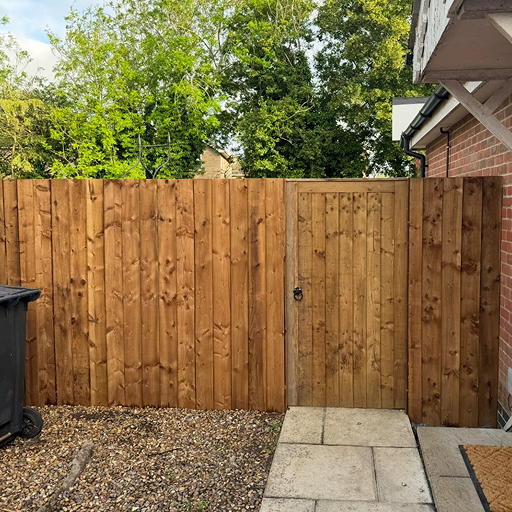 custom-fencing-installation-hero-image
